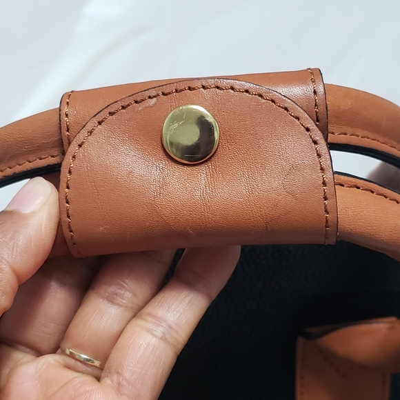 Bugatti Vintage Duffle Bag - Picture 9 of 14